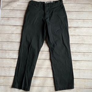 Old Navy Men Classic Flat Front Khaki (Black)